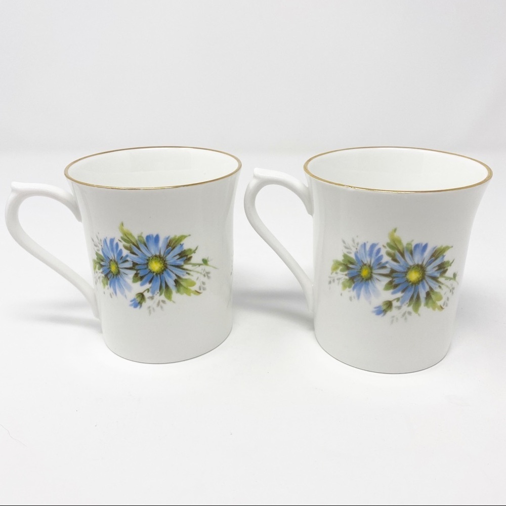 ROYAL HERITAGE Bone China England Gold Rim Tea Cup